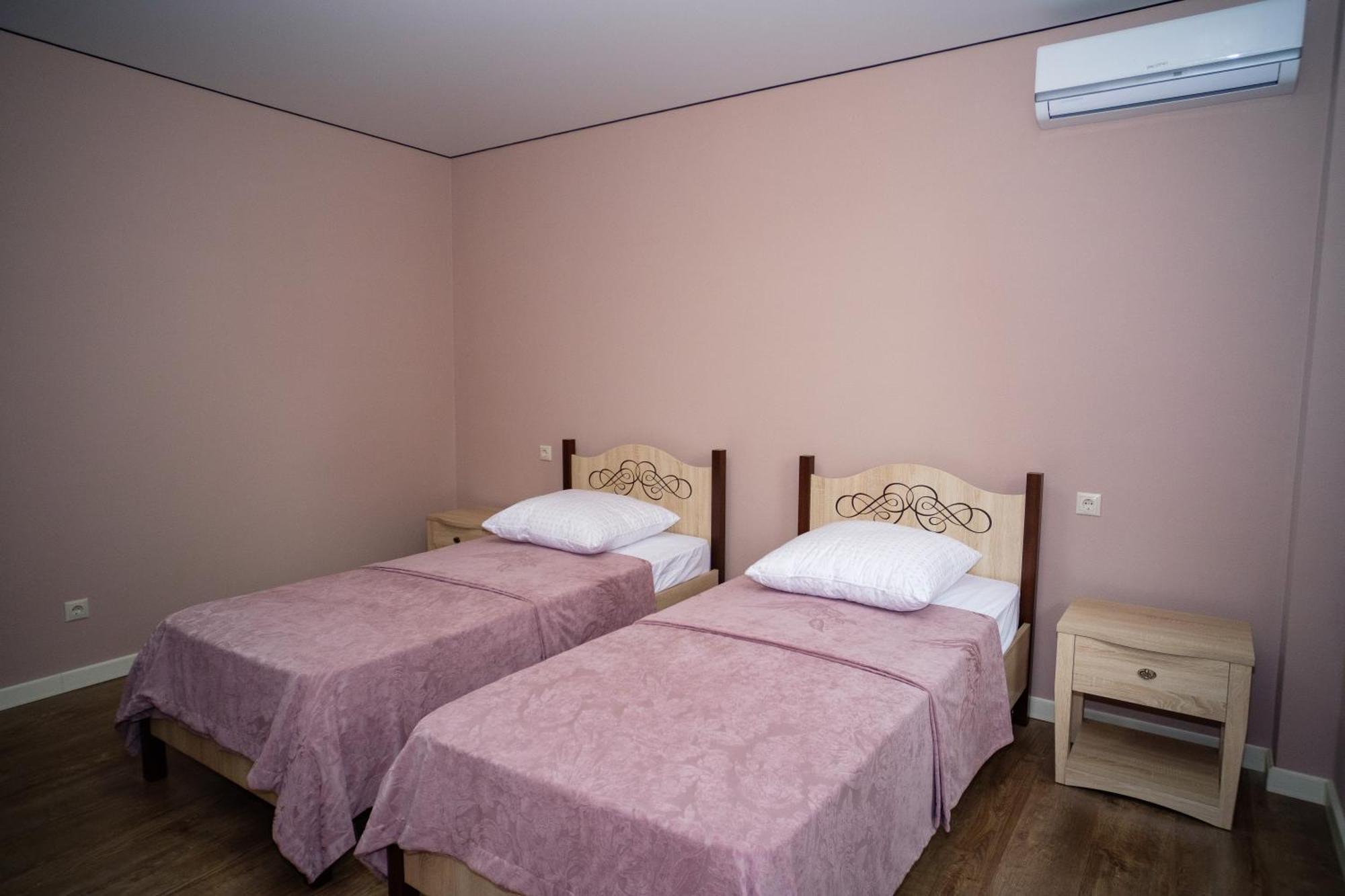 Guest House Bagrat New Athos Exteriör bild
